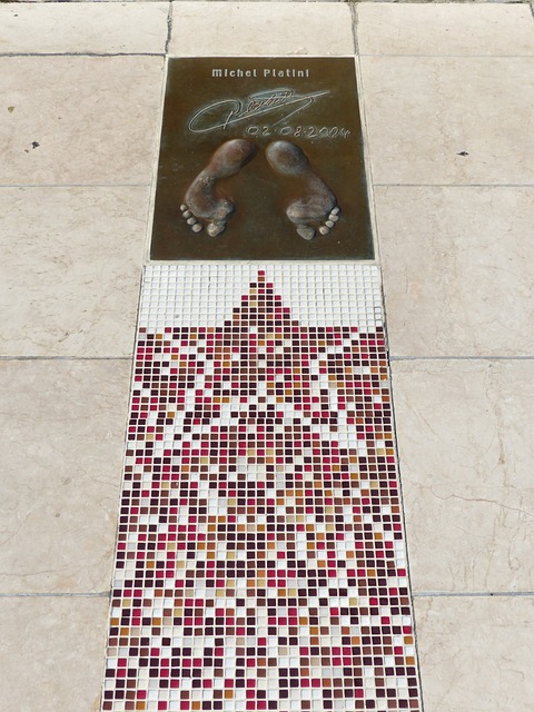 而在皇马 而在皇马